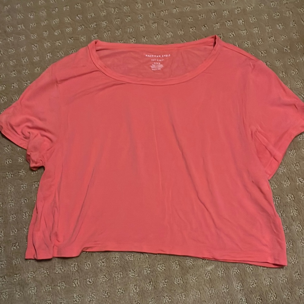 Cropped tee